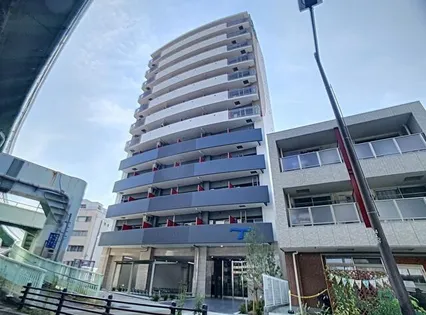 セレニテ神戸プリエ【301号室】の外観