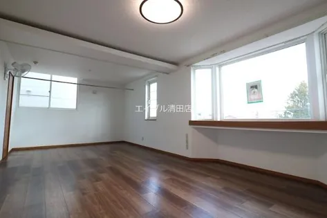 サンピア 3丁目館【302号室】の内装