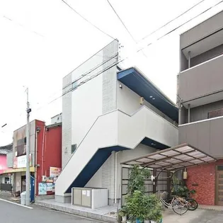 Luck【2階】の外観