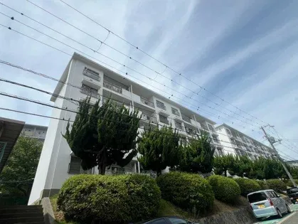 垂水上高丸住宅A棟の画像