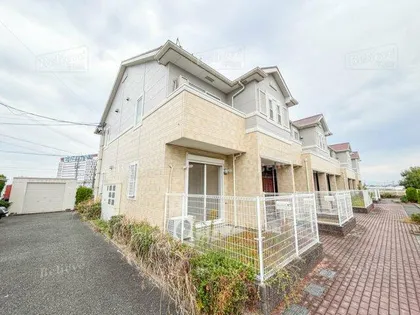 ポムダムール【1階】の外観