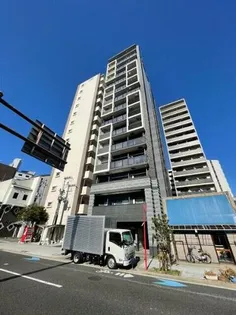 プレサンス難波フィールド【5階】の外観
