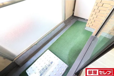 シーズンコート塩釜駅前【203号室】の内装