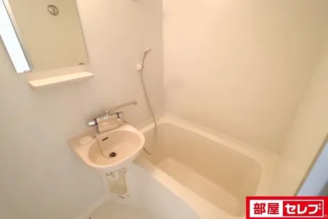 シーズンコート塩釜駅前【203号室】の風呂