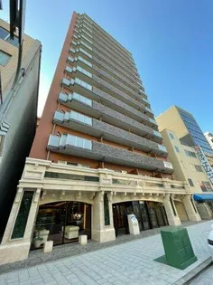 プレジオ本町【2階】の外観