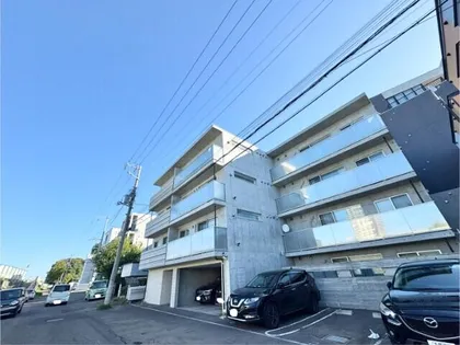 F WORKS SUISYAMACHIの画像