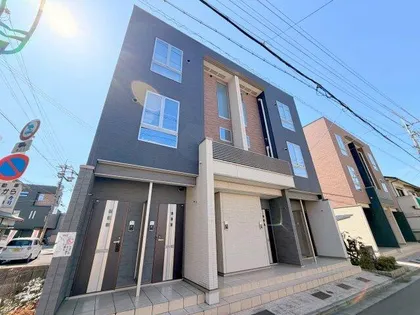 シャン ド フルール Ⅱの画像