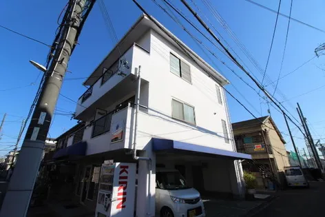 シャトーリベラル【2階】の外観