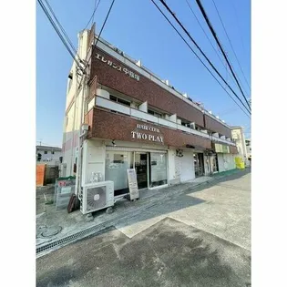 エレガンス中桜塚【2階】の外観