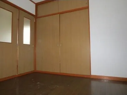 SEASIDEハイツ【101号室】の居間