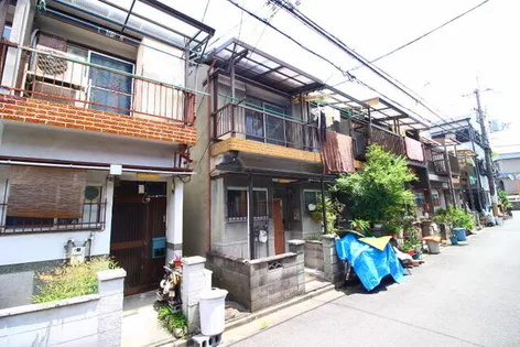 大阪府摂津市鶴野1丁目【テラスハウス】の外観