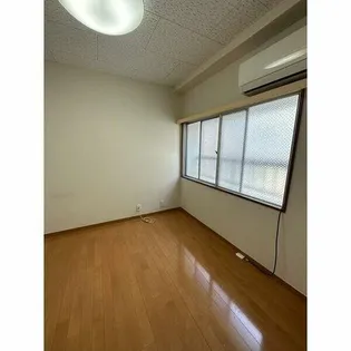 山本ビル【2階】の外観