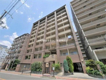 プルミエールメゾン江坂【5階】の外観