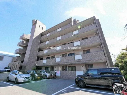 ラ・フローリス【3階】の外観