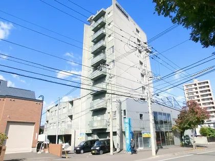 ル・リバージュ月寒【6階】の外観