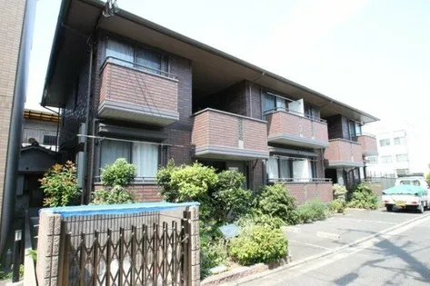 白樺ハイツ【1階】の外観