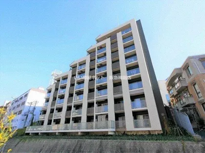 パークフラッツ緑地公園【2階】の外観