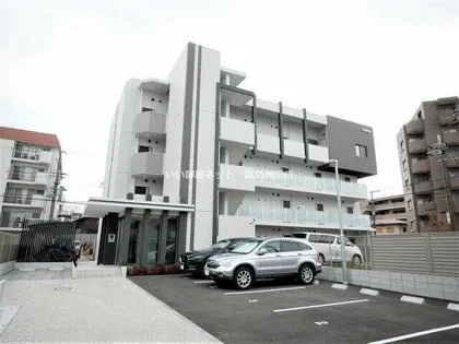 レジデンス南桜塚【2階】の外観