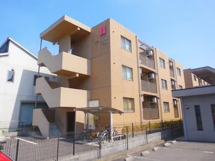 シャトレー参番館の画像