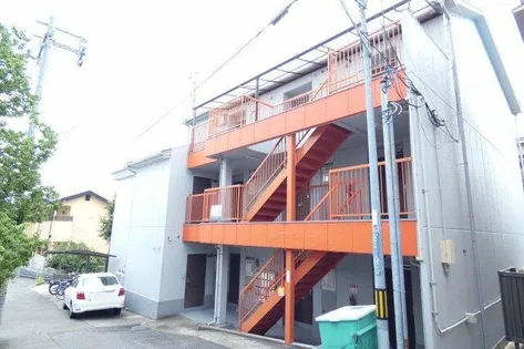 サンライズ外院の外観