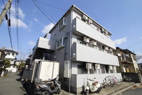 総持寺参番館【303号室】の外観