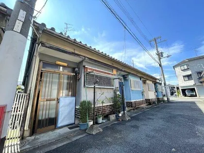 大阪府松原市天美我堂4丁目【テラスハウス】の外観