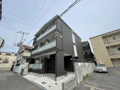 ラ セーヌ安立の画像