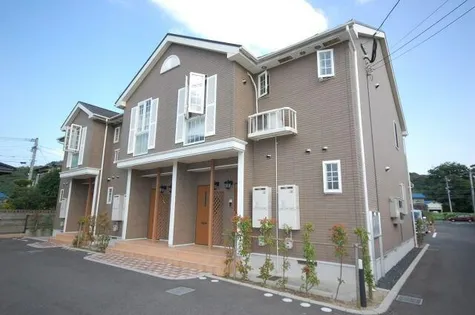 ペンサミエント C棟【2階】の外観