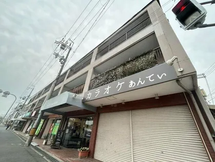 百番館【3階】の外観