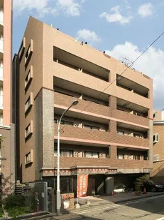 ミリオーネシャトウ高砂【5階】の外観