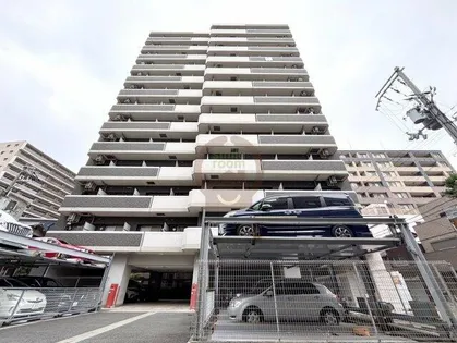 レジュールアッシュ梅田レジデンス【11階】の外観