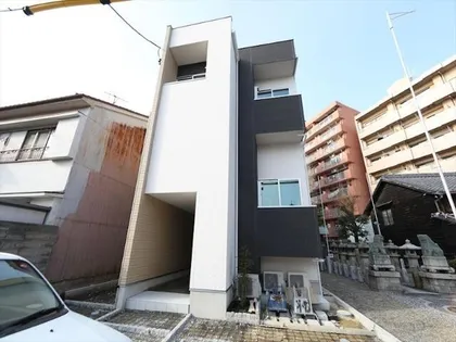 LaSperanza神宮西(ラスペランザ神宮西)【1階】の外観