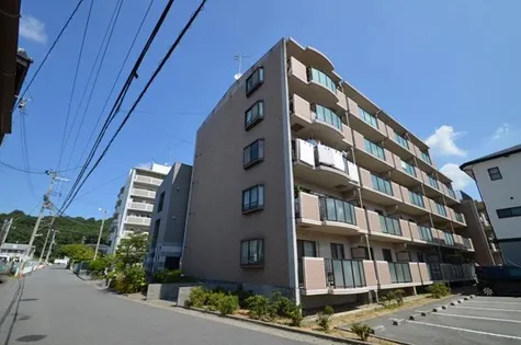 ディーズコートの画像