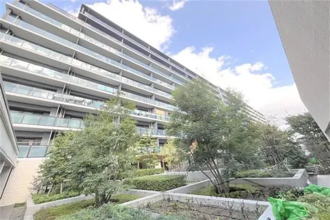 メガシティテラス2棟【3階】の外観