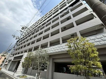 ラクラス新大阪【6階】の外観