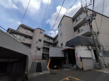 大阪府箕面市瀬川4丁目【マンション】の外観