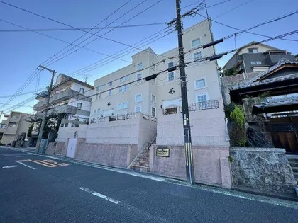 大阪府吹田市千里山西1丁目【アパート】の外観