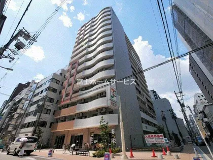 セレニテ心斎橋グランデ【2階】の外観