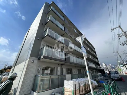 リアライズ長居公園通【4階】の外観