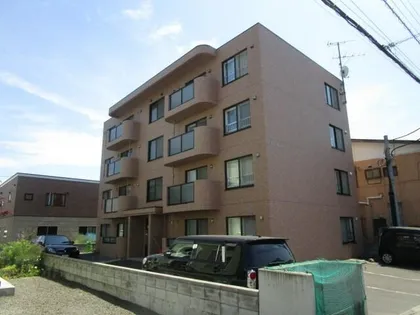 イーストパーク【2階】の外観