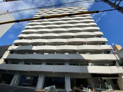 セレニテ日本橋プリエ【3階】の外観