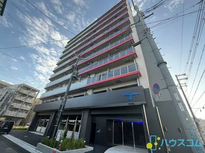 セレニテ江坂エクラ【9階】の外観