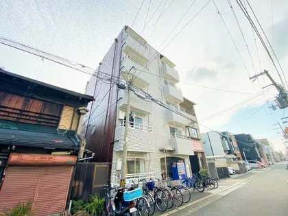 メゾンホワイティの画像