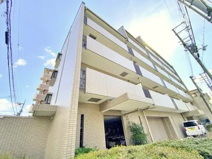 フォレスタ育和の画像