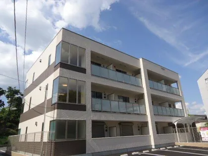 ラ・ジュネス Senri【3階】の外観