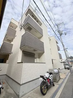 大阪府大阪市淀川区東三国1丁目【アパート】の外観