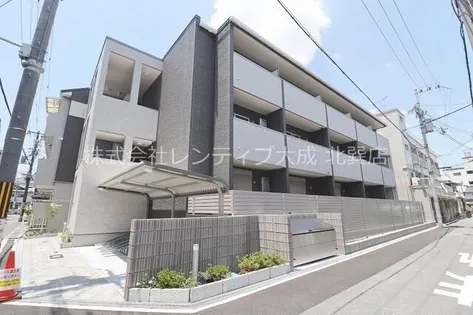 アプローズ【2階】の外観