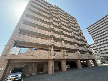 鶴見緑地ハイツ弐番館【7階】の外観