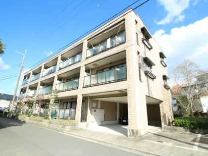 シャトレー多田の画像