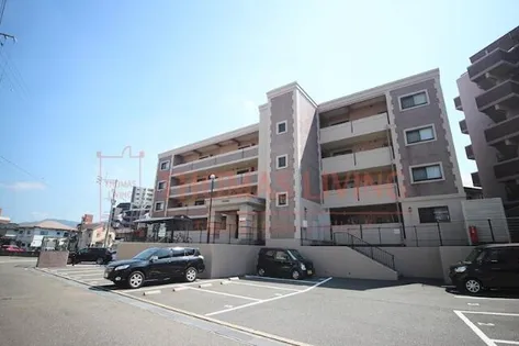 高峰ポロニアの画像